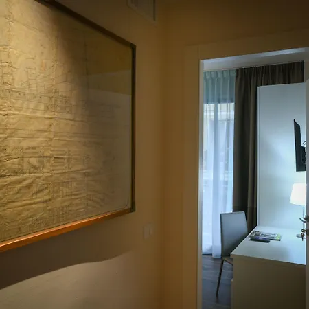 H68 ベッド・アンド・ブレックファスト 4*