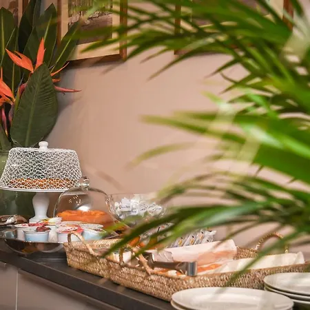 ベッド・アンド・ブレックファスト H68 4*