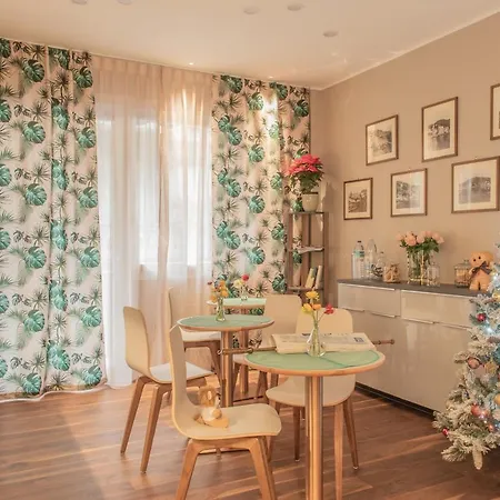 H68 ベッド・アンド・ブレックファスト アラッシオ