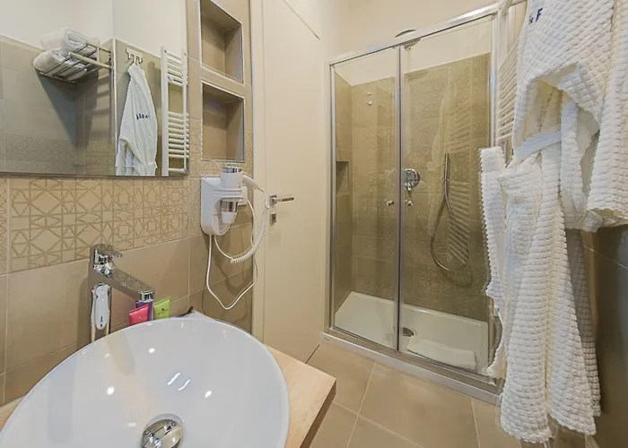 Alojamento de Acomodação e Pequeno-almoço H68 4*