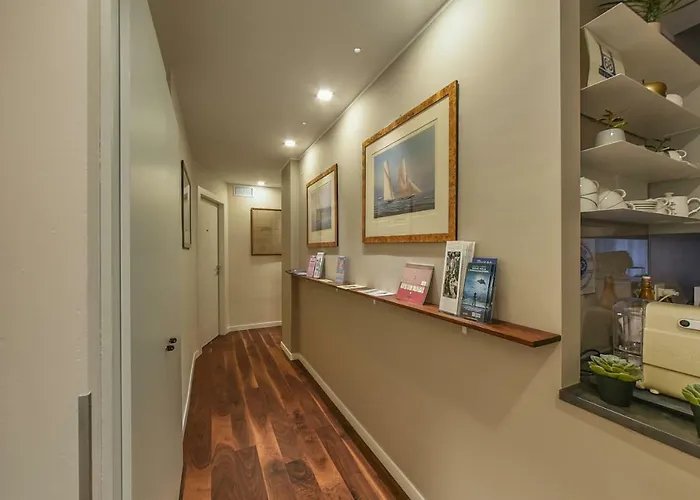 H68 Alojamento de Acomodação e Pequeno-almoço Alassio