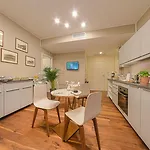 Bed and Breakfast H68