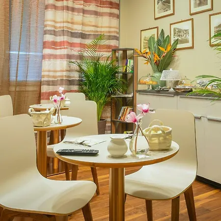 H68 Bed & Breakfast 4*