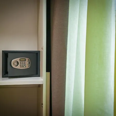 Bed & Breakfast H68 Alassio